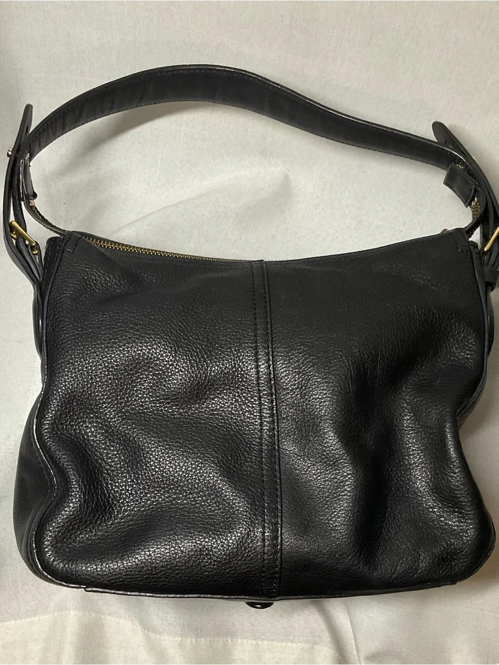 Lauren Ralph Lauren Black Leather Shoulder Bag with Gold Hardware